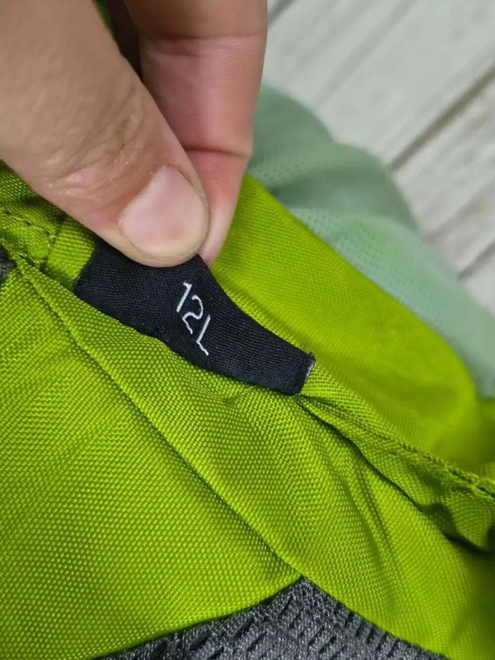 Osprey Orb 12L Backpack 24/Seven Series Lime Green Hiking Daypack Hydration Read